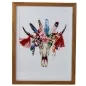 Preview: Wandbild mit Rahmen Bullenschädel mit Geweih geschmückt mit Federn und Blumen