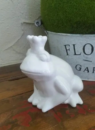 Froschkönig Dekofigur Porzellan weiß hochglanz