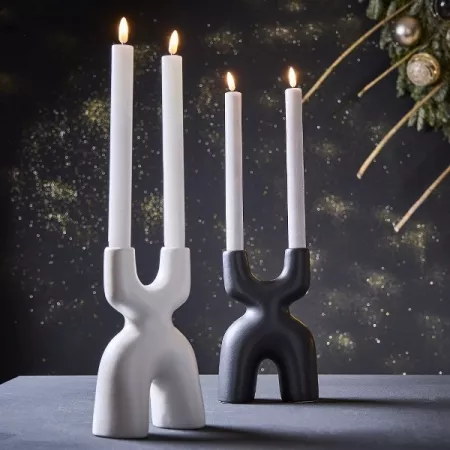 Kerzenleuchter nordic X-Form schwarz und weiß